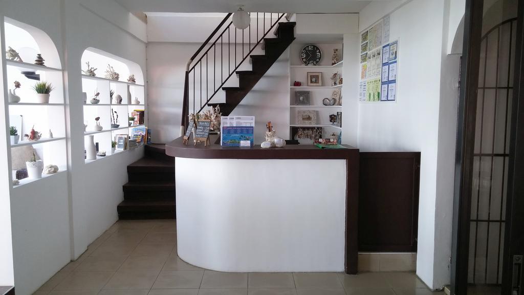 פוארטו גאלרה Deluna Diving Resort מראה חיצוני תמונה