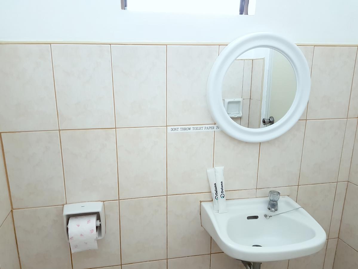 פוארטו גאלרה Deluna Diving Resort מראה חיצוני תמונה